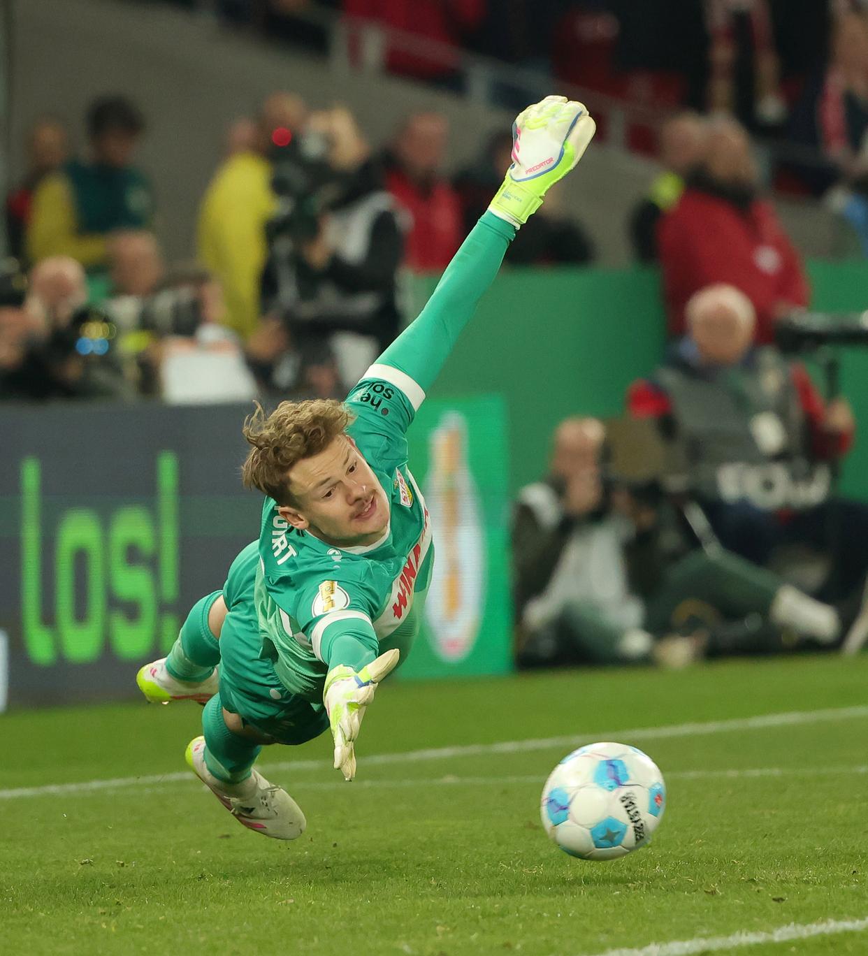 九游体验-莱比锡围绕欧联迎来里程碑托特纳姆止住颓势备战CBA常规赛，斯图加特扳平良机备战西甲直接炸裂的简单介绍-九游体验